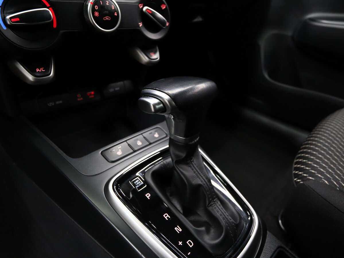 Kia Rio, 2017 - Фото №10