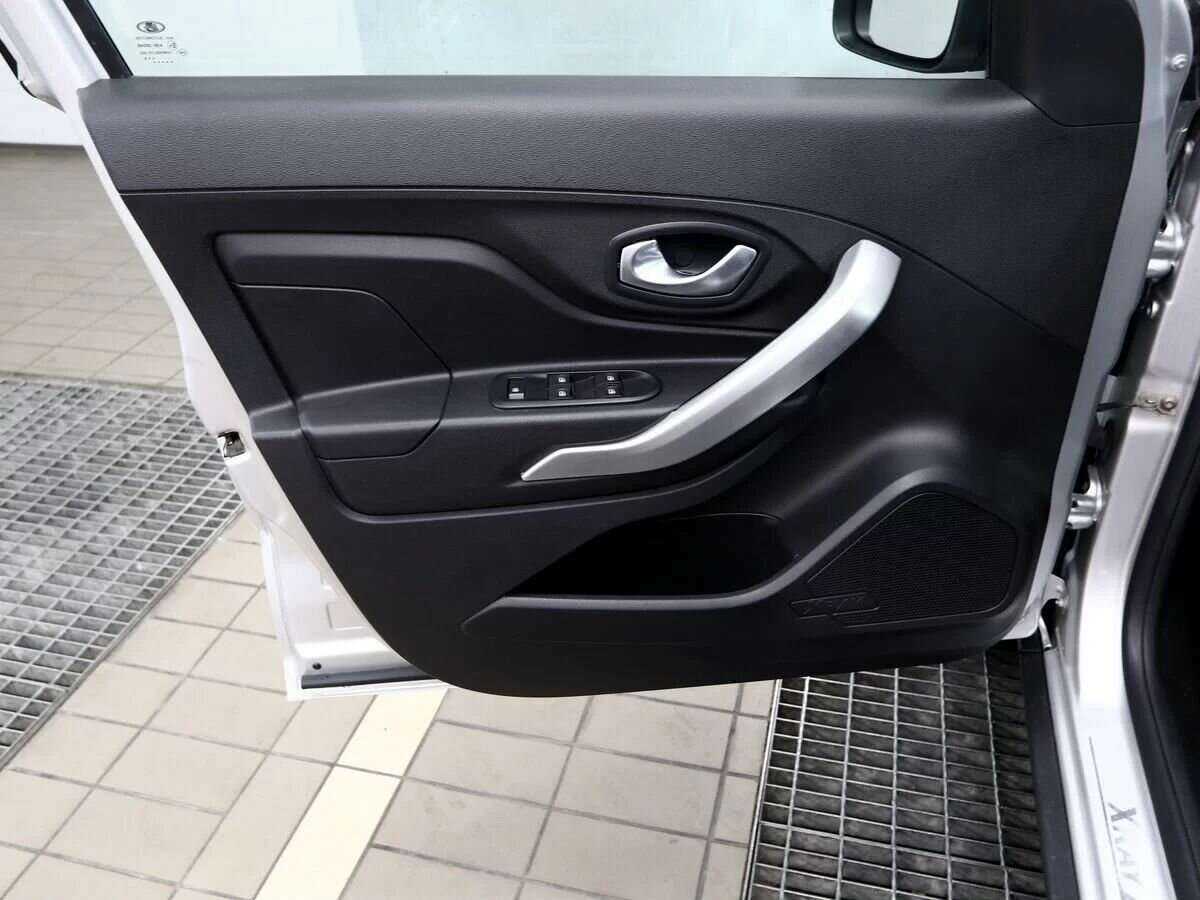 Lada (ВАЗ) XRAY Cross, 2019 - Фото №6