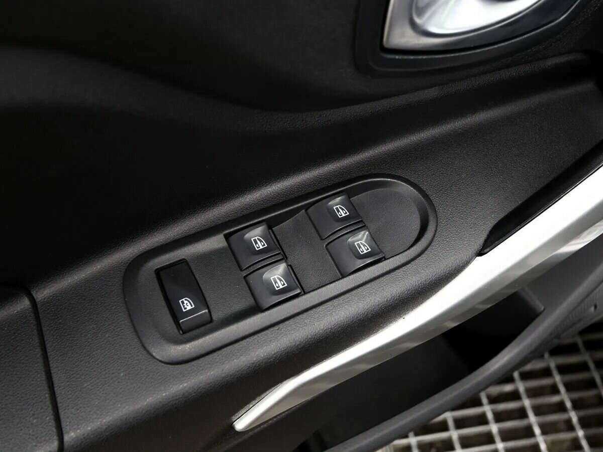 Lada (ВАЗ) XRAY Cross, 2019 - Фото №7