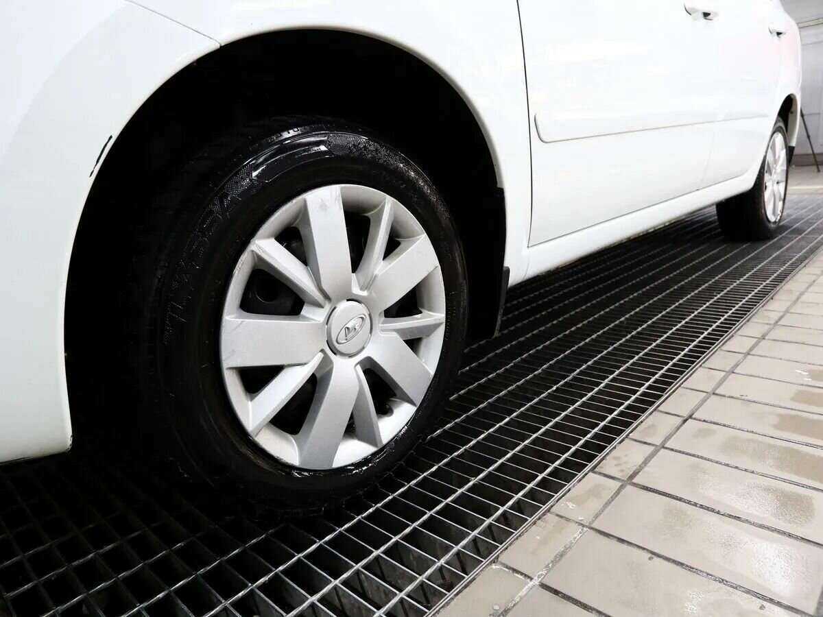 Lada (ВАЗ) Granta, 2020 - Фото №12