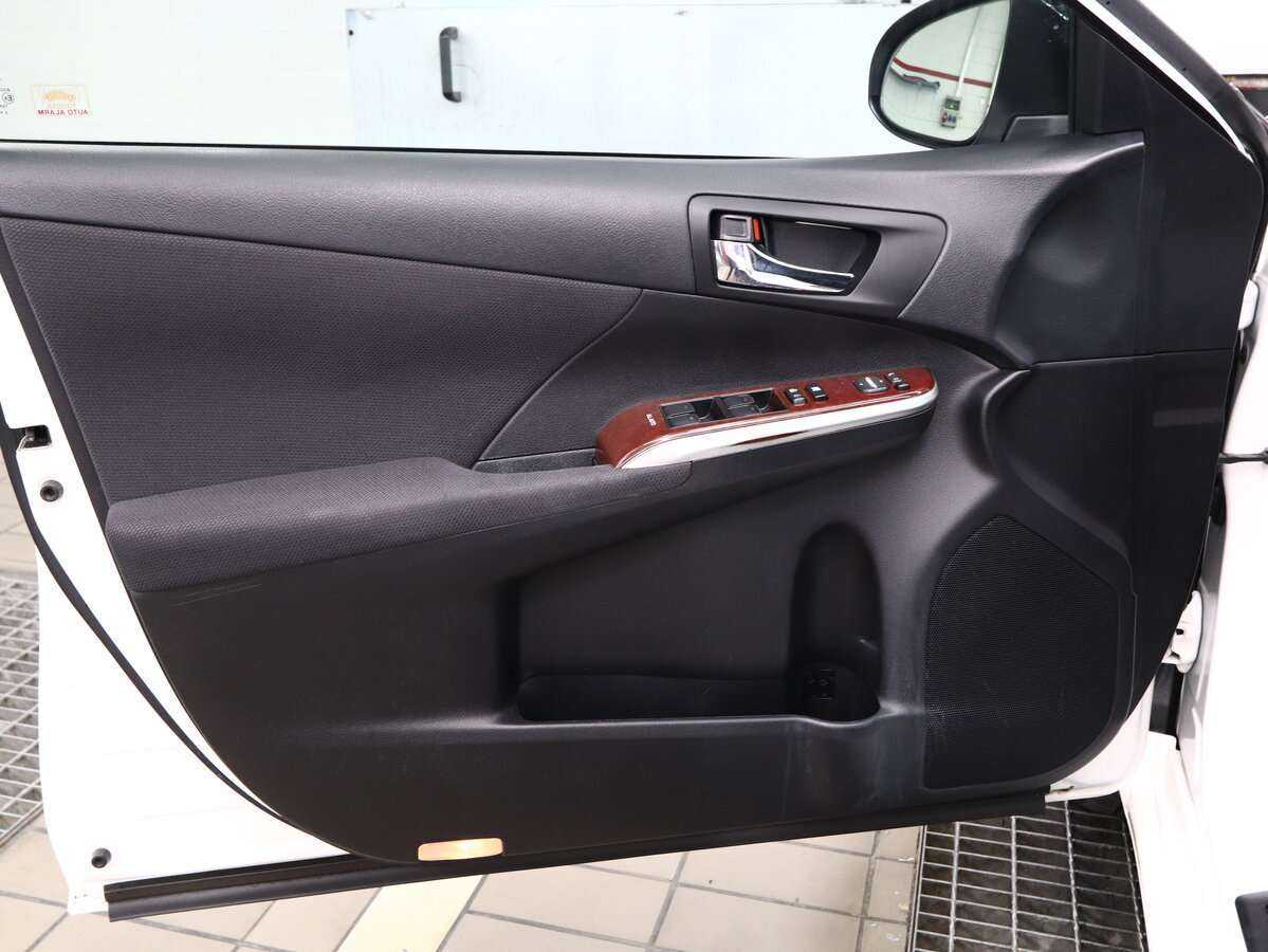 Toyota Camry, 2013 - Фото №7