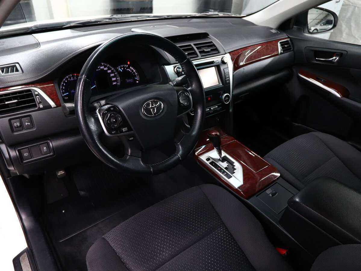 Toyota Camry, 2013 - Фото №8