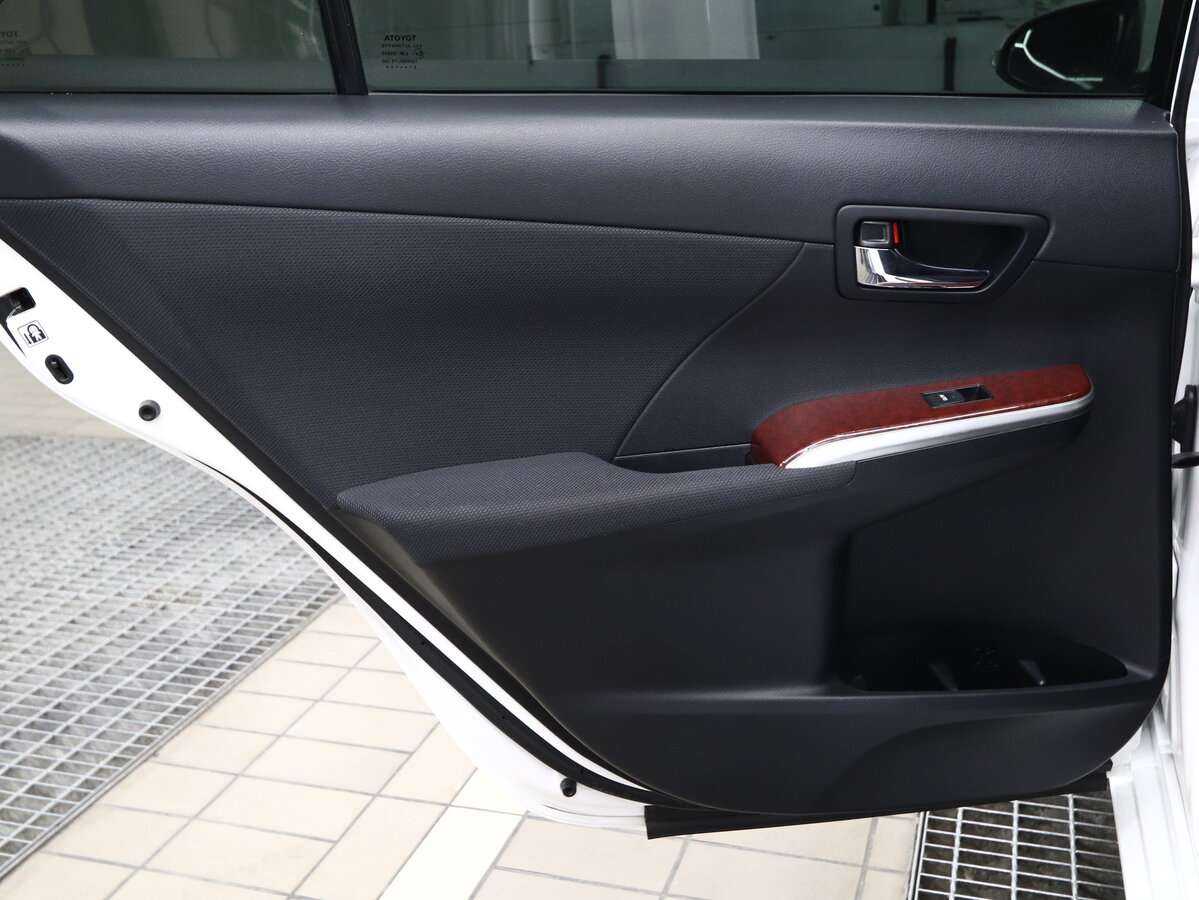 Toyota Camry, 2013 - Фото №10