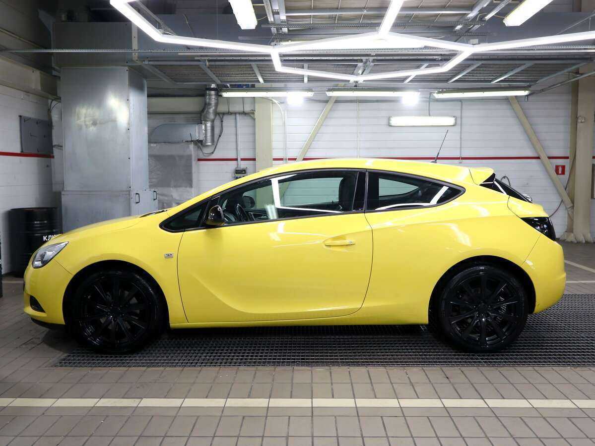 Opel Astra GTC, 2014 - Фото №5