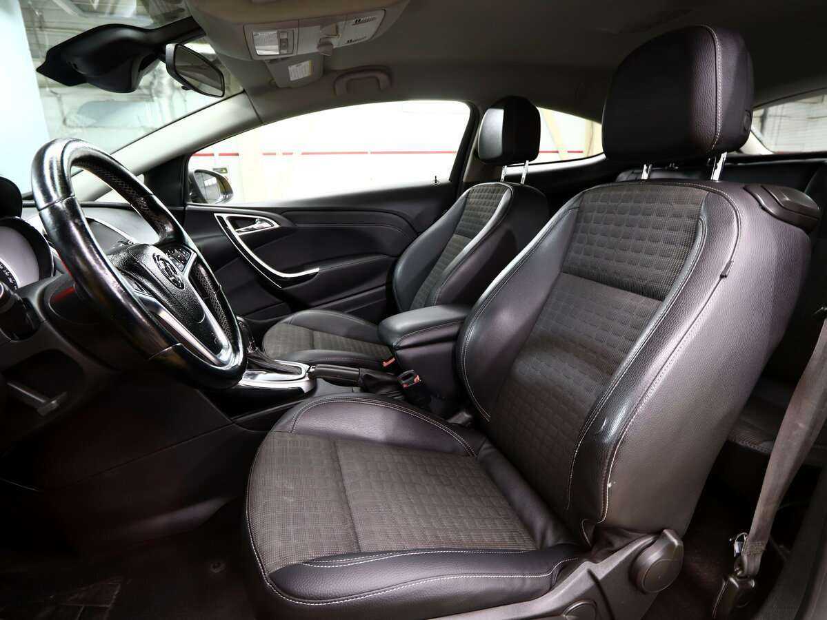 Opel Astra GTC, 2014 - Фото №8