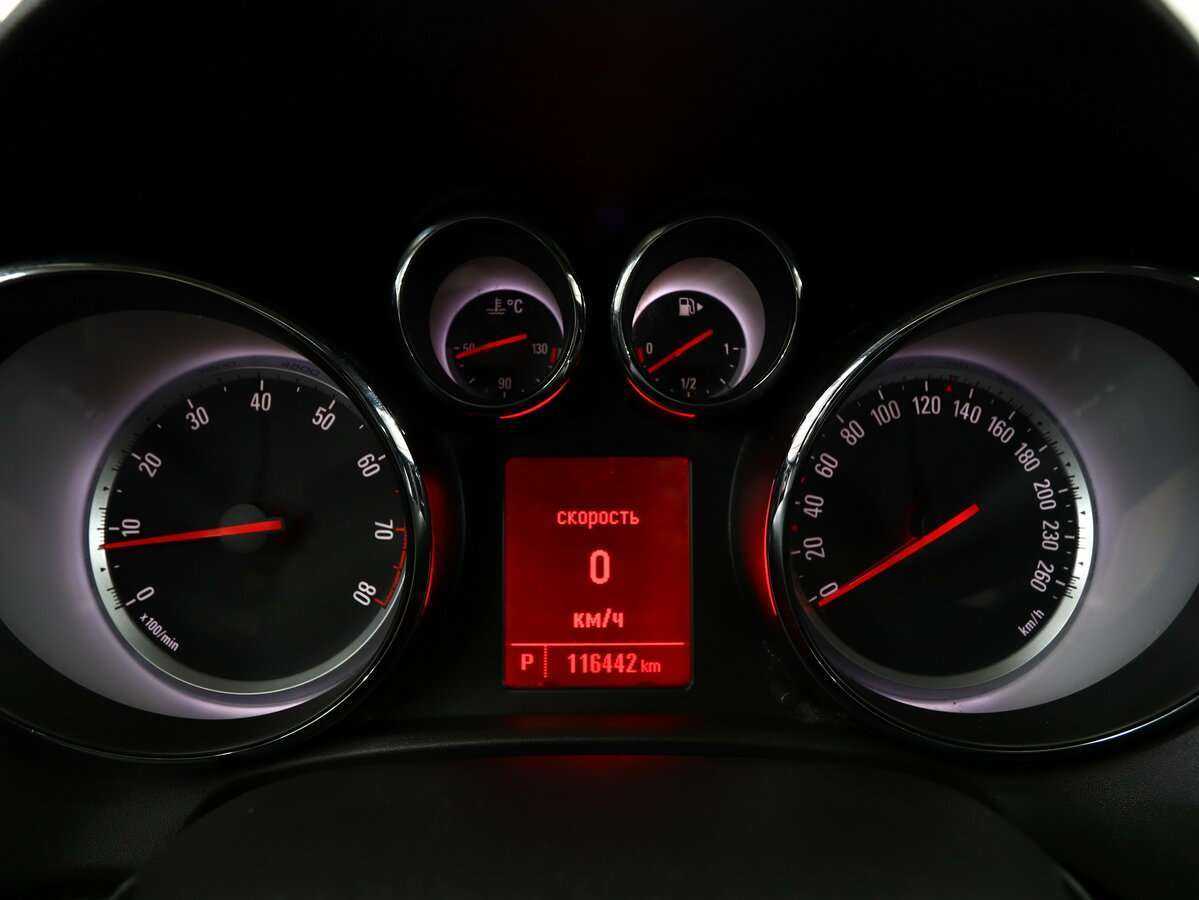 Opel Astra GTC, 2014 - Фото №12