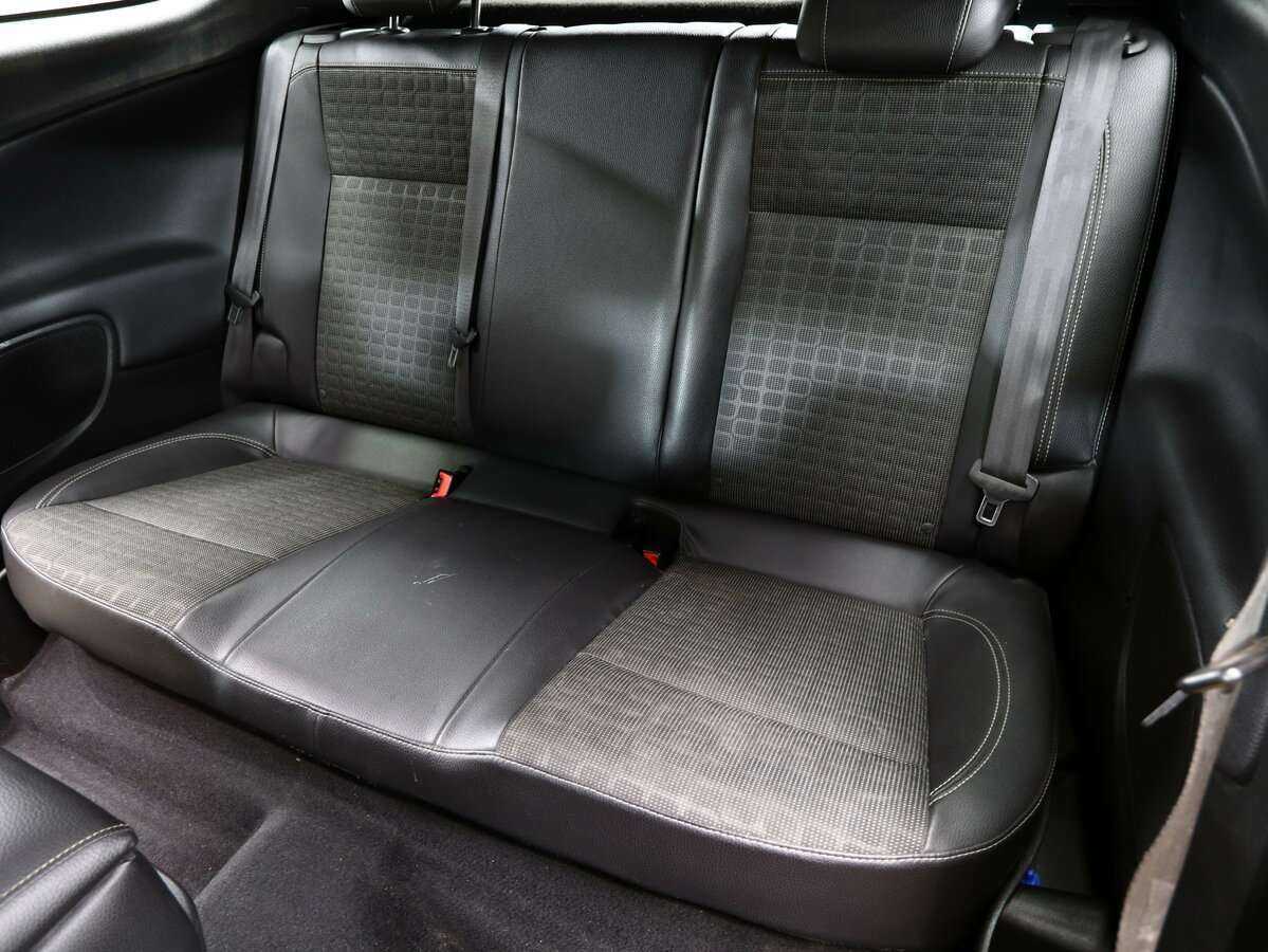 Opel Astra GTC, 2014 - Фото №13