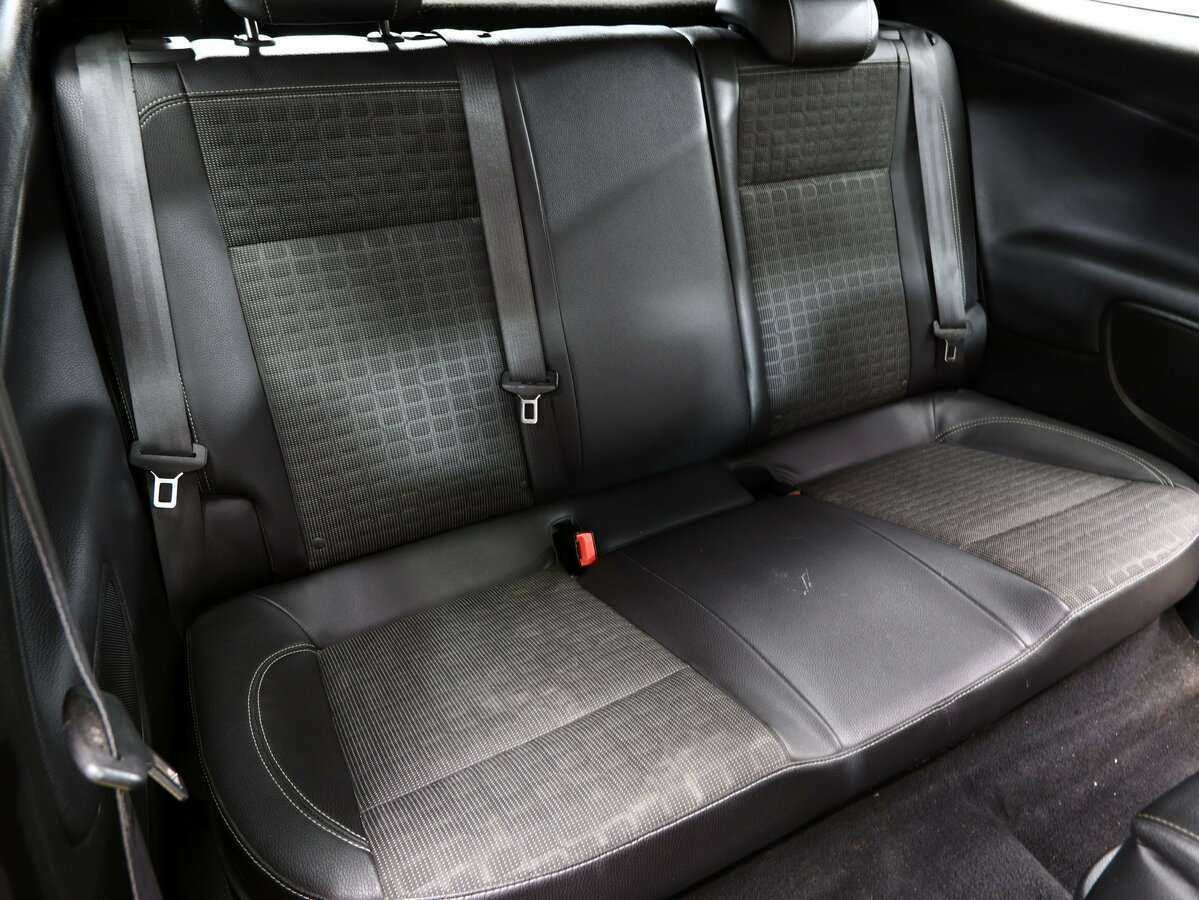 Opel Astra GTC, 2014 - Фото №14