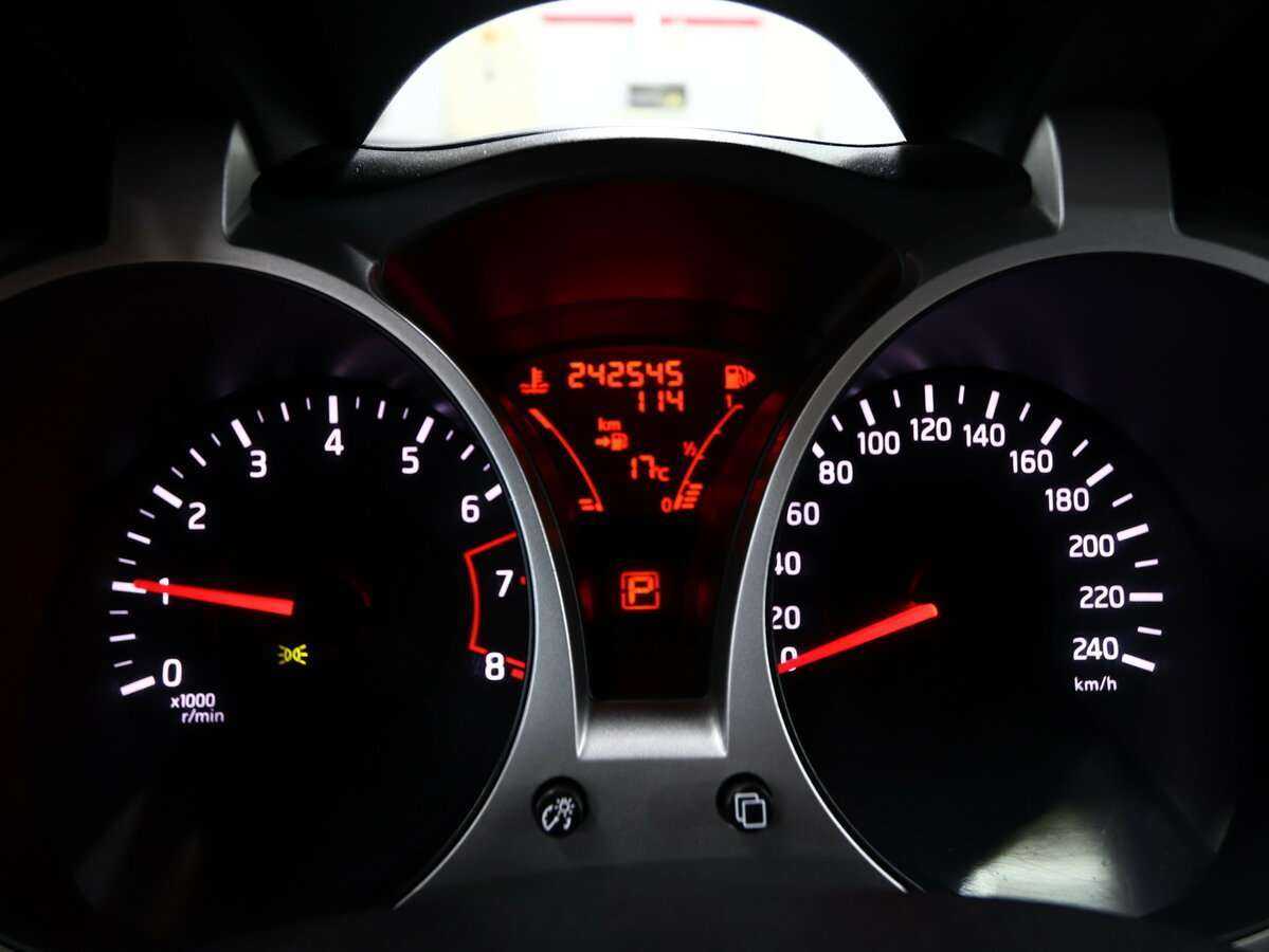 Nissan Juke, 2012 - Фото №9