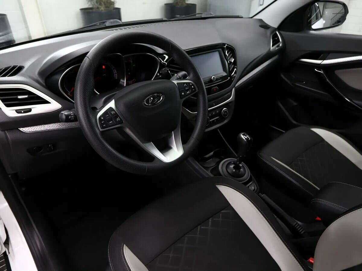 Lada (ВАЗ) Vesta SW, 2018 - Фото №6