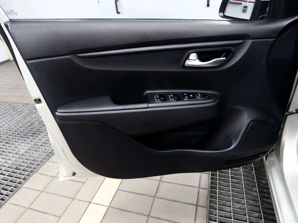 Kia Rio, 2019 - Фото №13