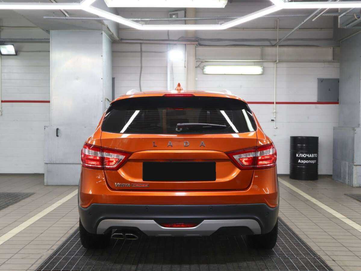 Lada (ВАЗ) Vesta SW, 2021 - Фото №3