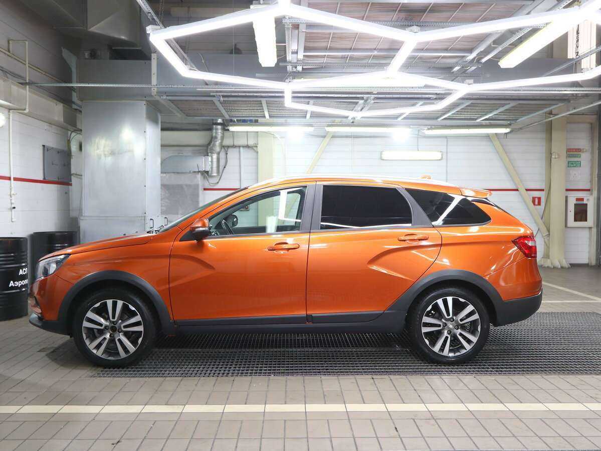 Lada (ВАЗ) Vesta SW, 2021 - Фото №4