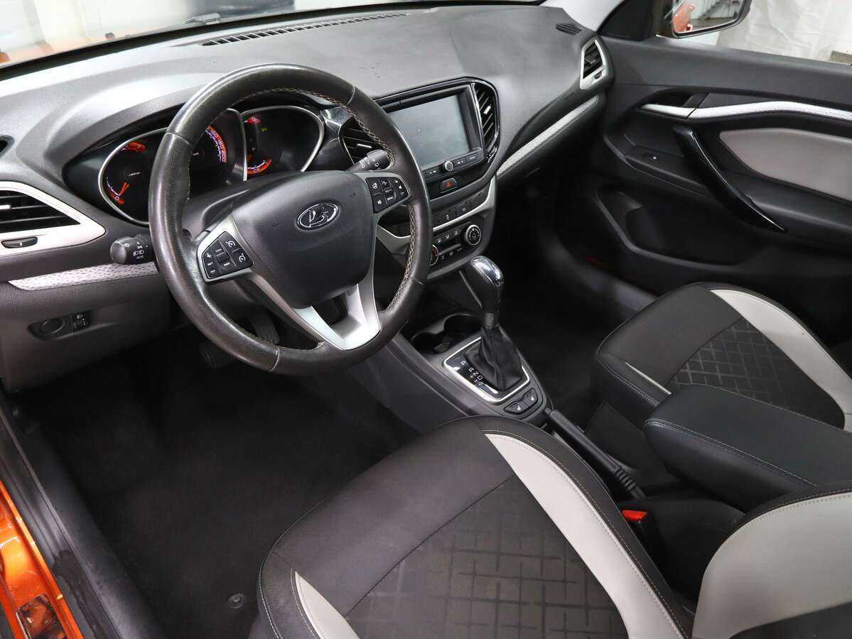 Lada (ВАЗ) Vesta SW, 2021 - Фото №6