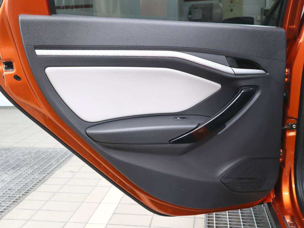 Lada (ВАЗ) Vesta SW, 2021 - Фото №13