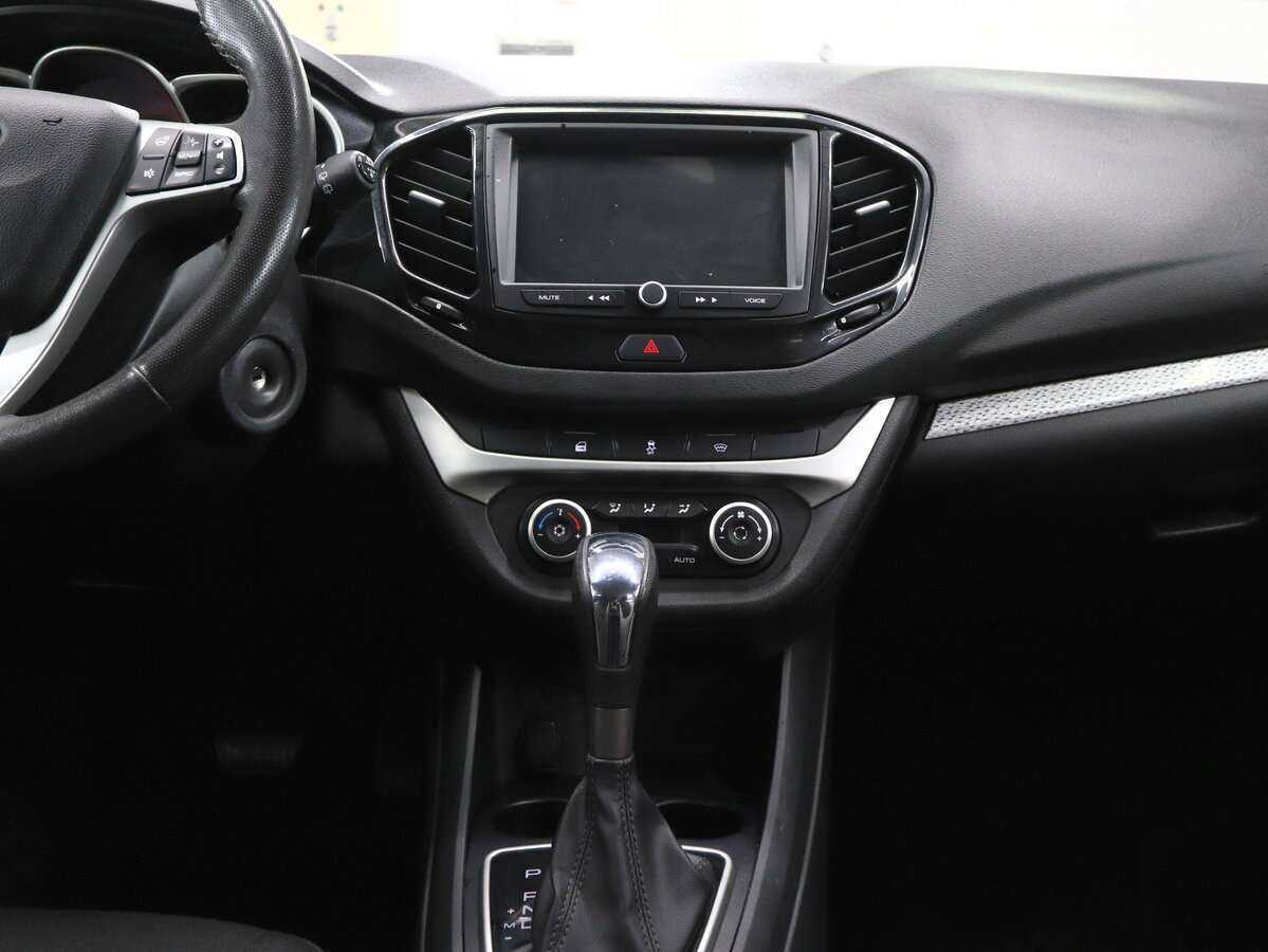 Lada (ВАЗ) Vesta SW, 2021 - Фото №15