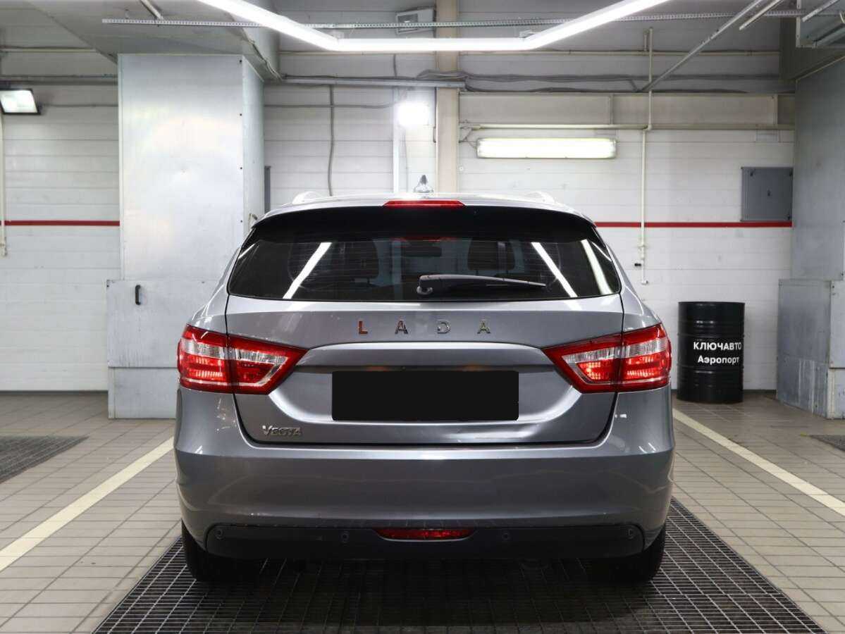 Lada (ВАЗ) Vesta SW, 2020 - Фото №4