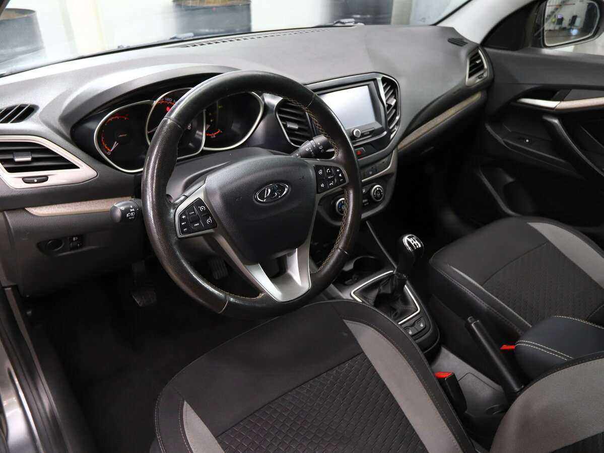 Lada (ВАЗ) Vesta SW, 2020 - Фото №6