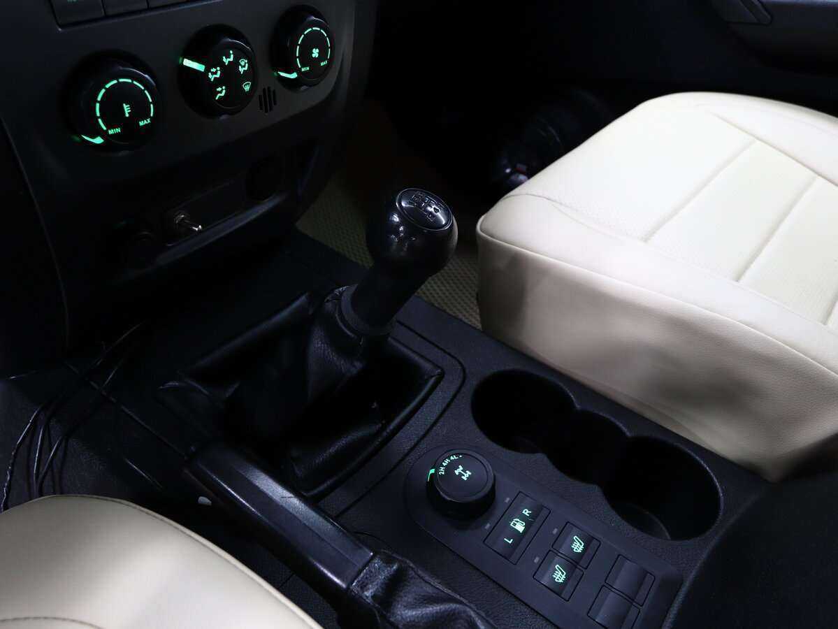 УАЗ Patriot, 2014 - Фото №6