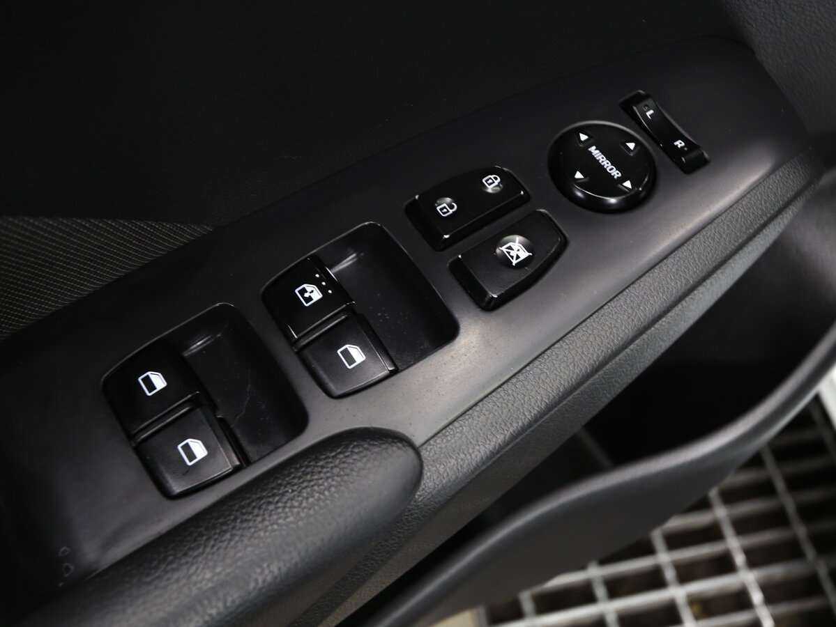 Hyundai Solaris, 2018 - Фото №9