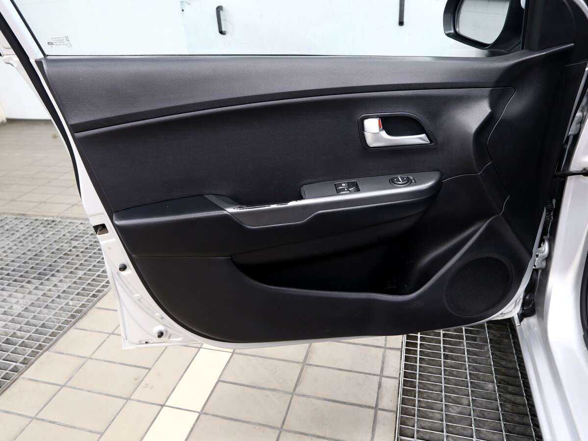 Kia Rio, 2016 - Фото №13