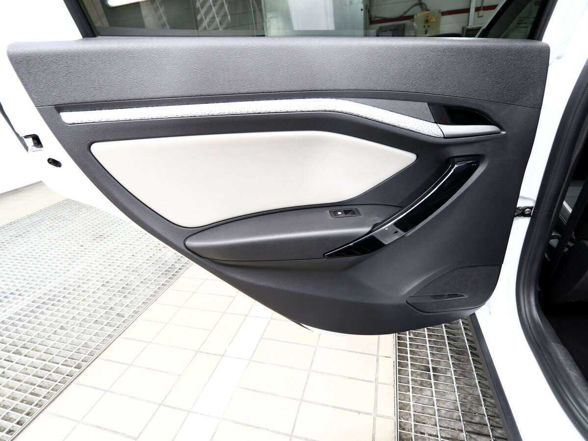 Lada (ВАЗ) Vesta SW Cross, 2021 - Фото №10