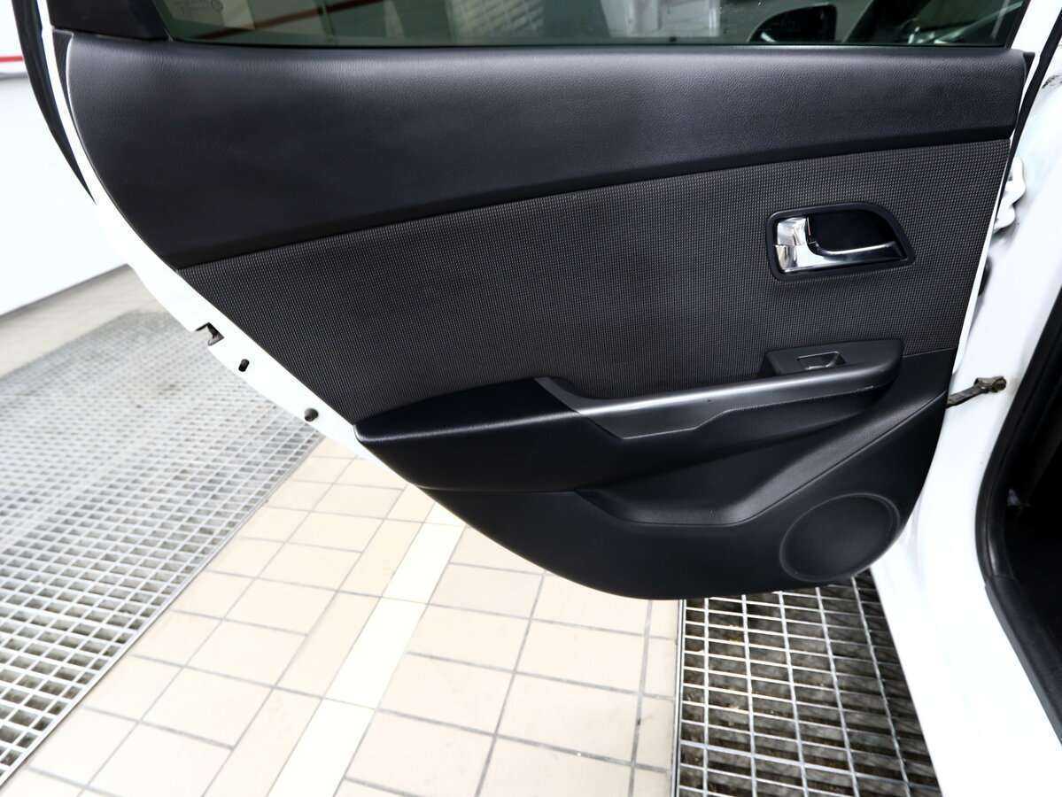 Kia Rio 4-speed, 2012 - Фото №13