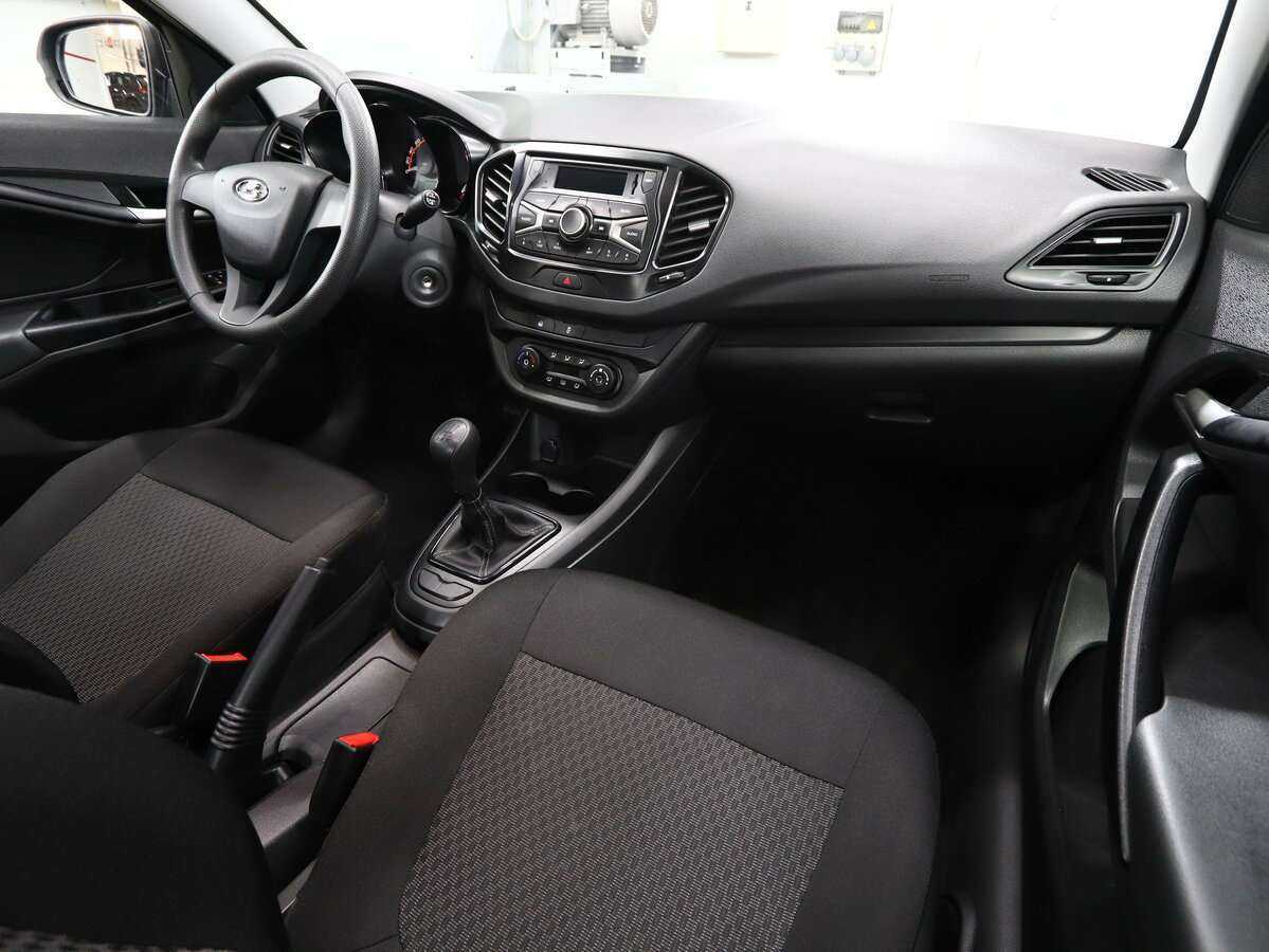 Lada (ВАЗ) Vesta, 2020 - Фото №9