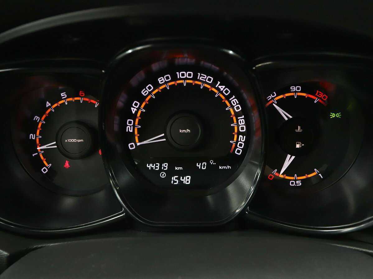 Lada (ВАЗ) Vesta, 2020 - Фото №12