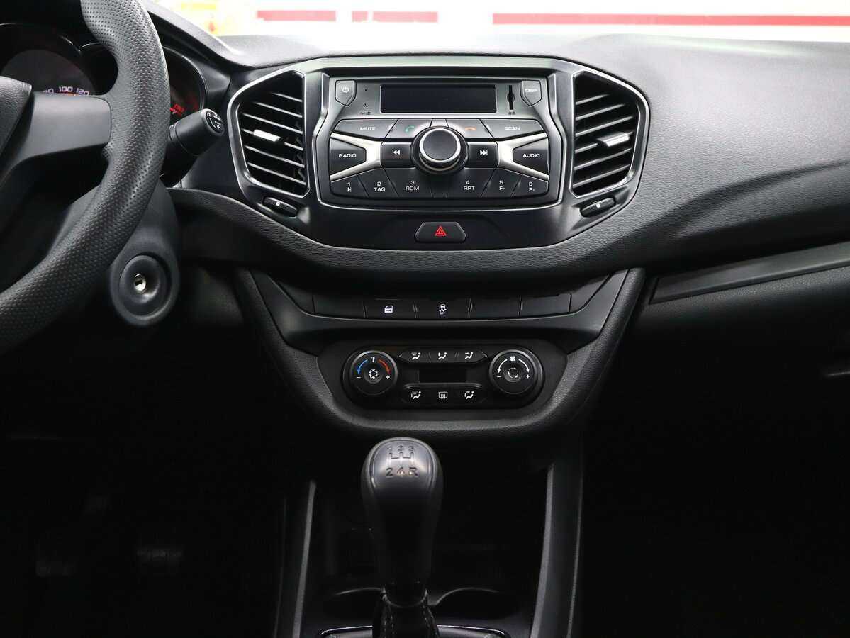 Lada (ВАЗ) Vesta, 2020 - Фото №16