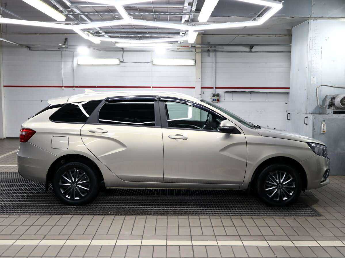 Lada (ВАЗ) Vesta SW, 2020 - Фото №2