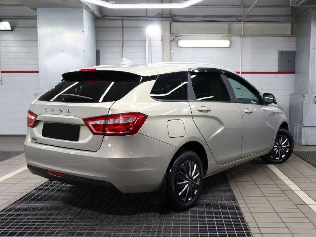 Lada (ВАЗ) Vesta SW, 2020 - Фото №3