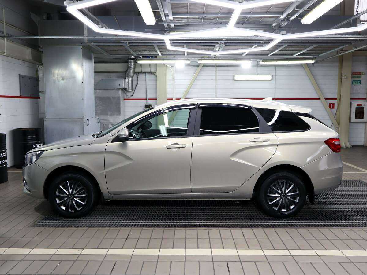 Lada (ВАЗ) Vesta SW, 2020 - Фото №5