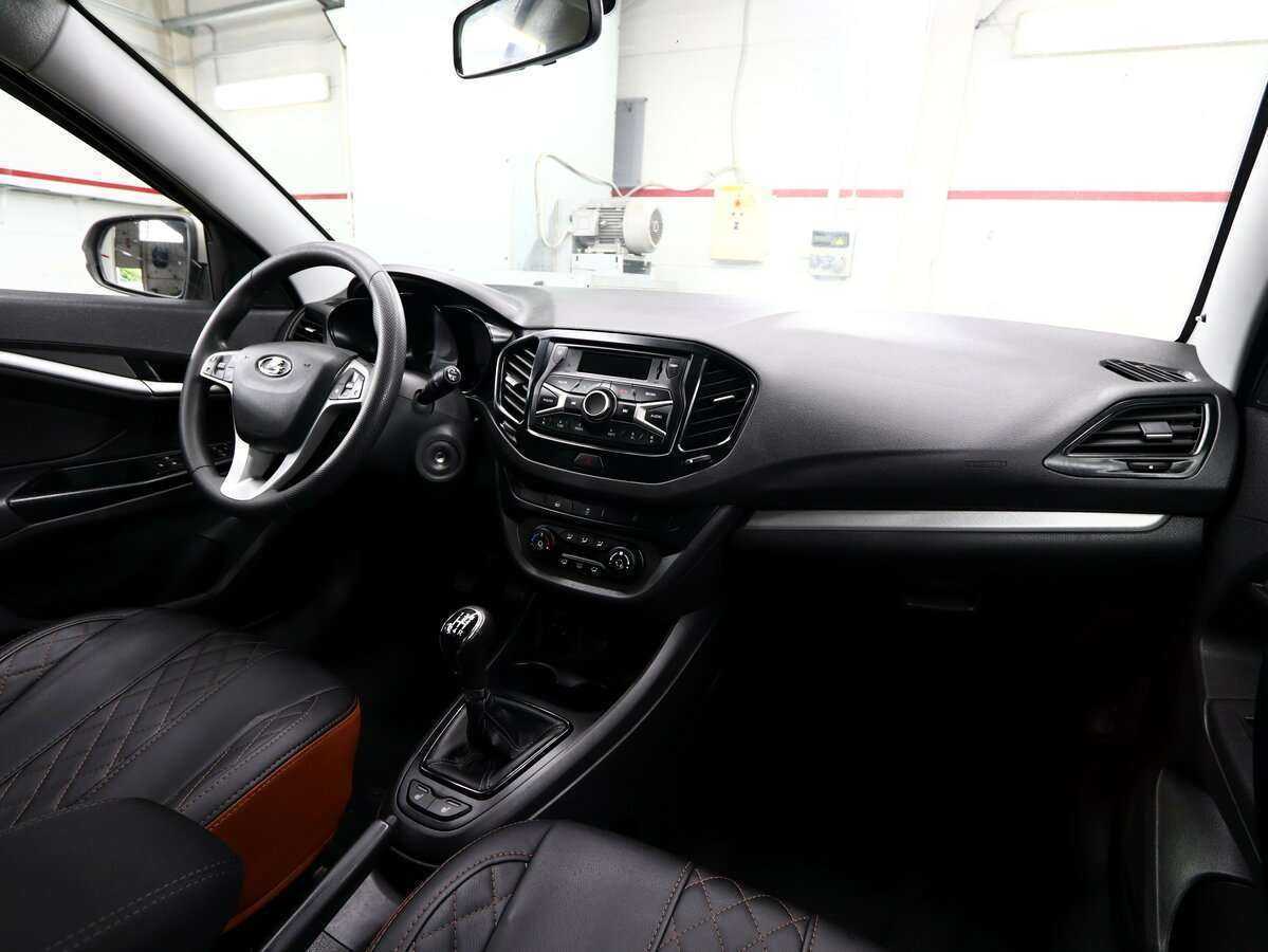 Lada (ВАЗ) Vesta SW, 2020 - Фото №7