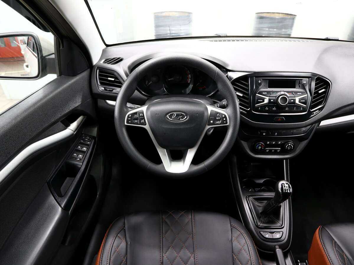 Lada (ВАЗ) Vesta SW, 2020 - Фото №10