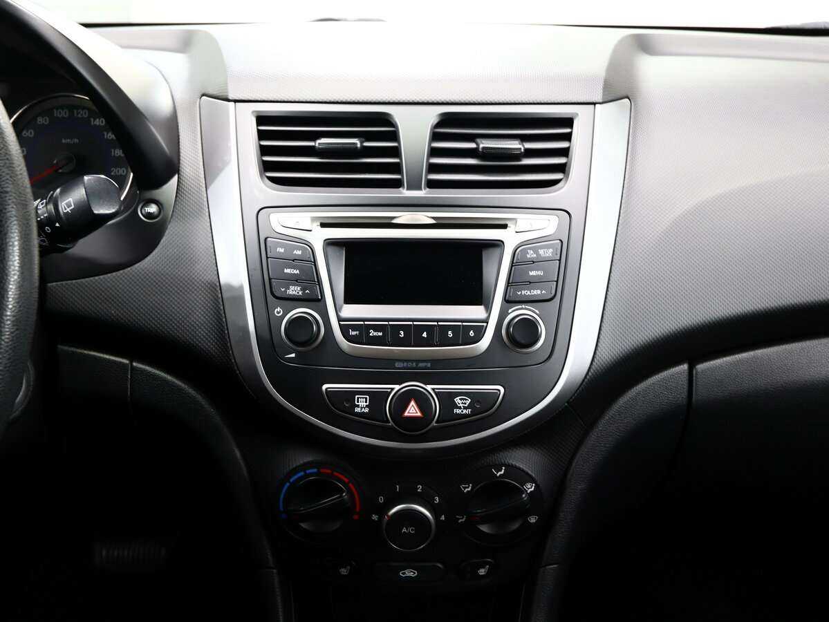 Hyundai Solaris, 2015 - Фото №9