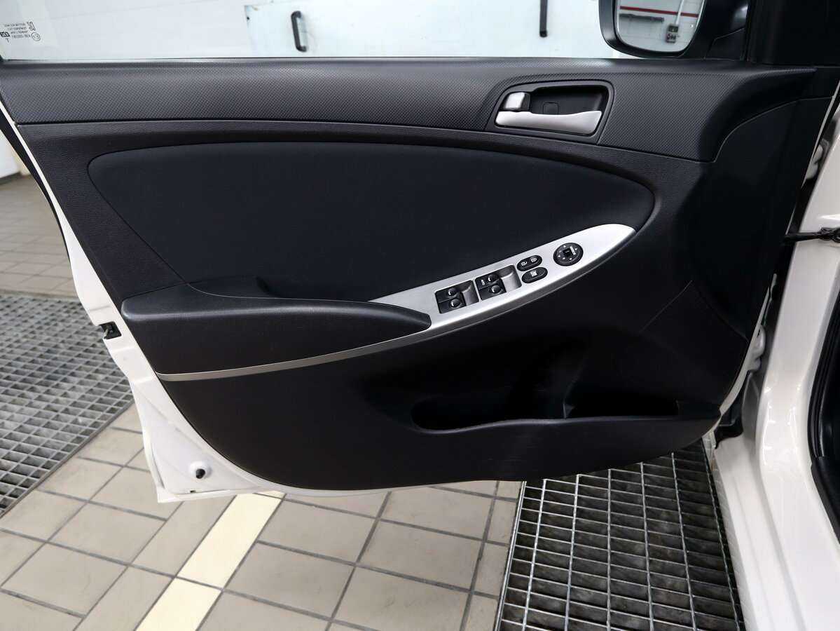 Hyundai Solaris, 2015 - Фото №15