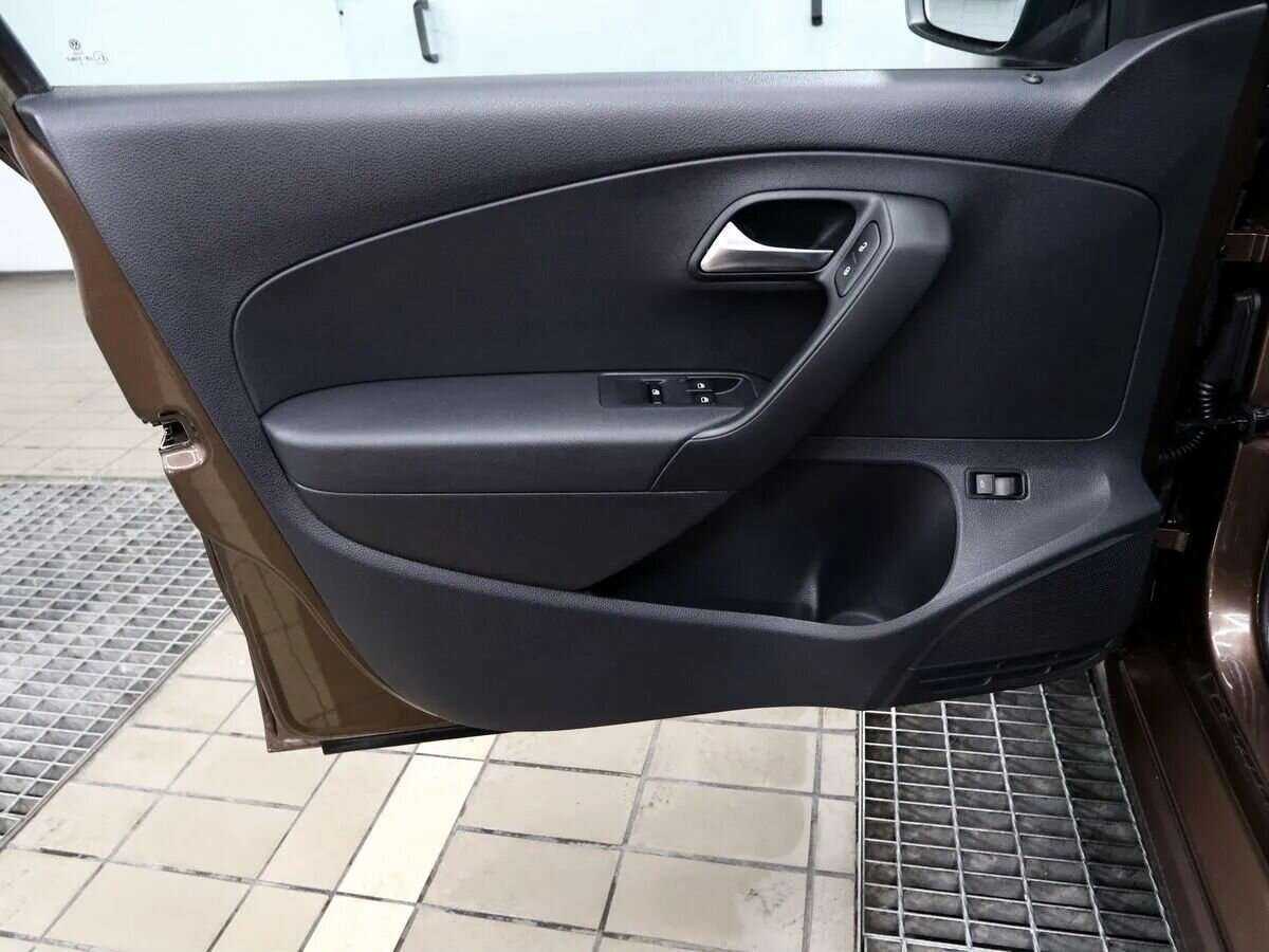 Volkswagen Polo, 2018 - Фото №12