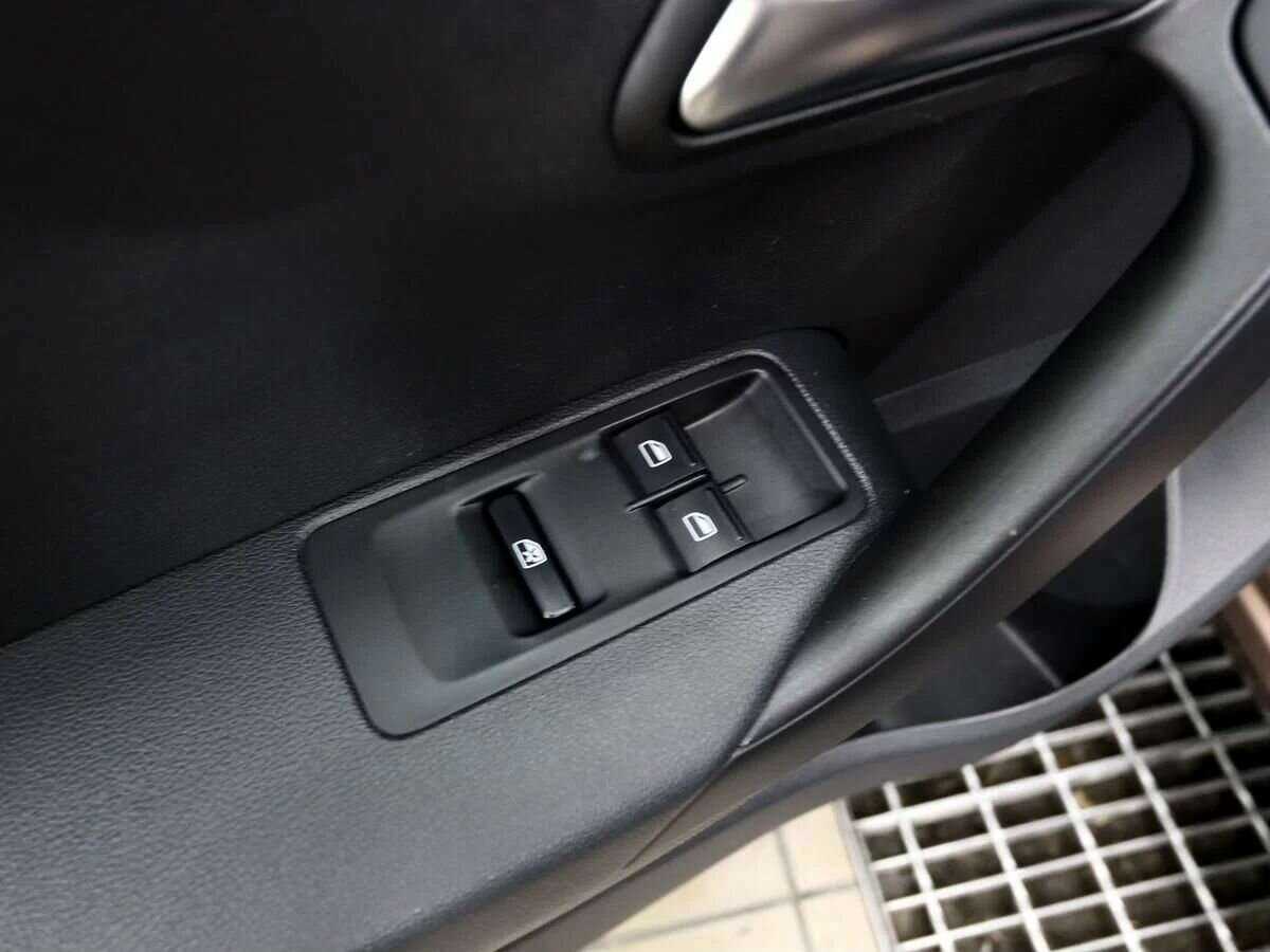 Volkswagen Polo, 2018 - Фото №14