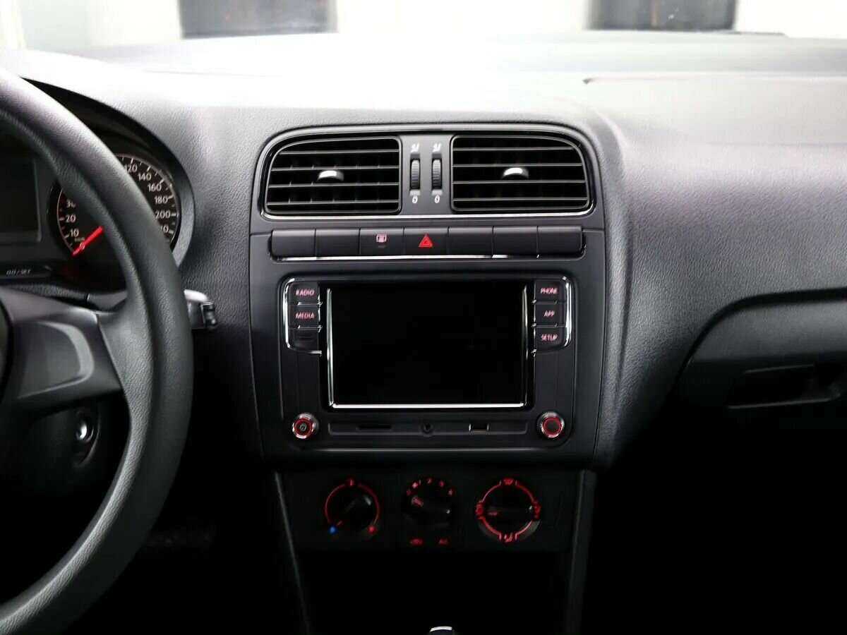 Volkswagen Polo, 2018 - Фото №16