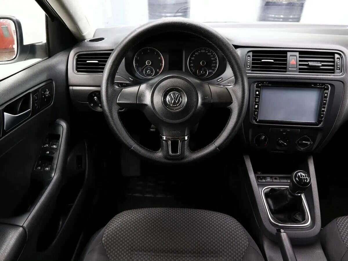 Volkswagen Jetta, 2013 - Фото №9