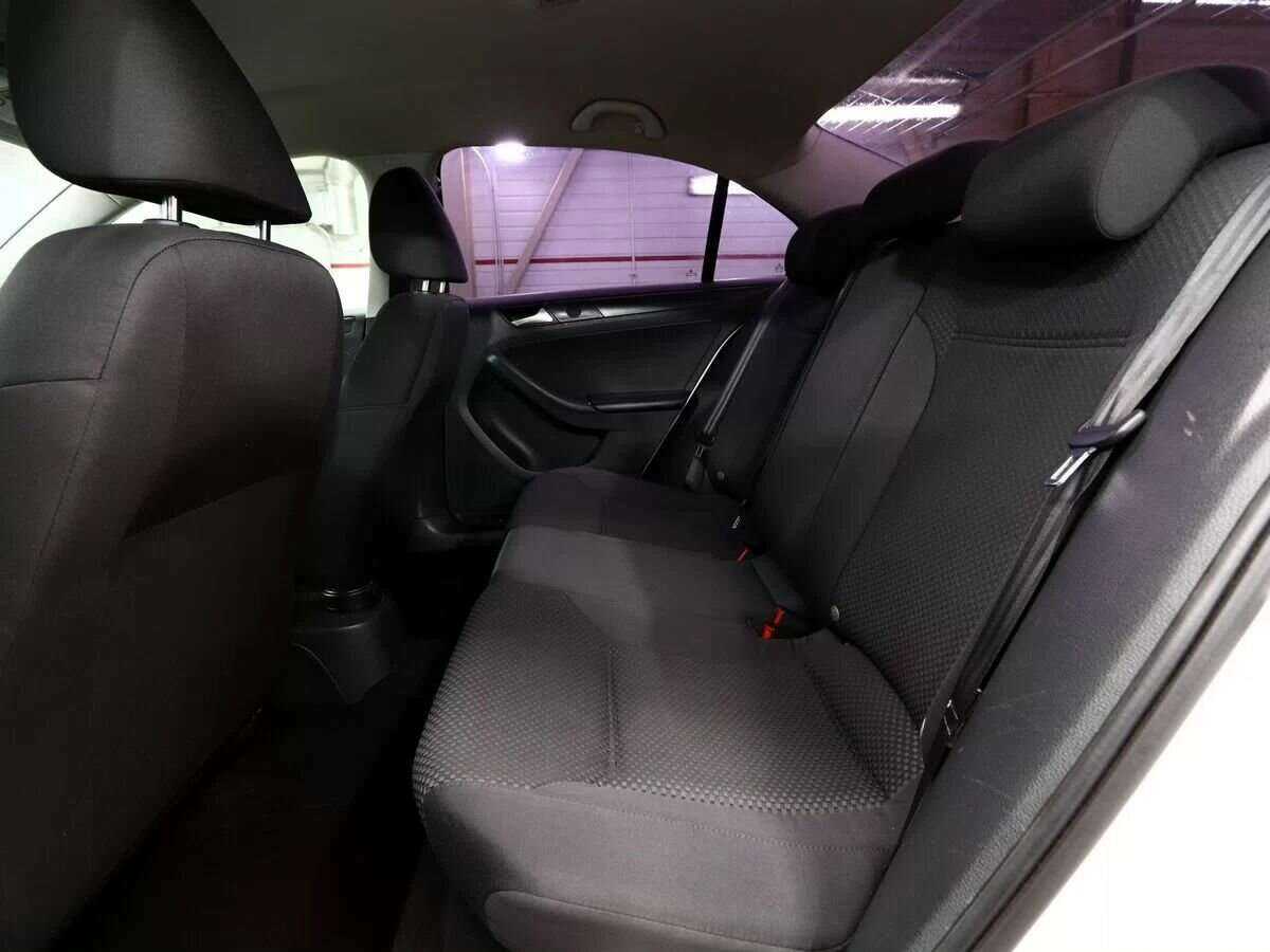 Volkswagen Jetta, 2013 - Фото №16