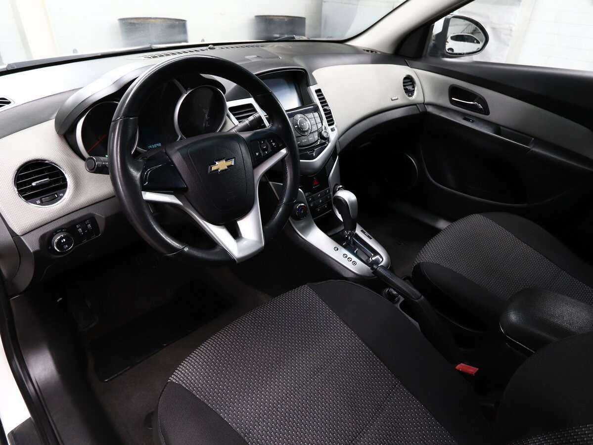 Chevrolet Cruze, 2012 - Фото №6