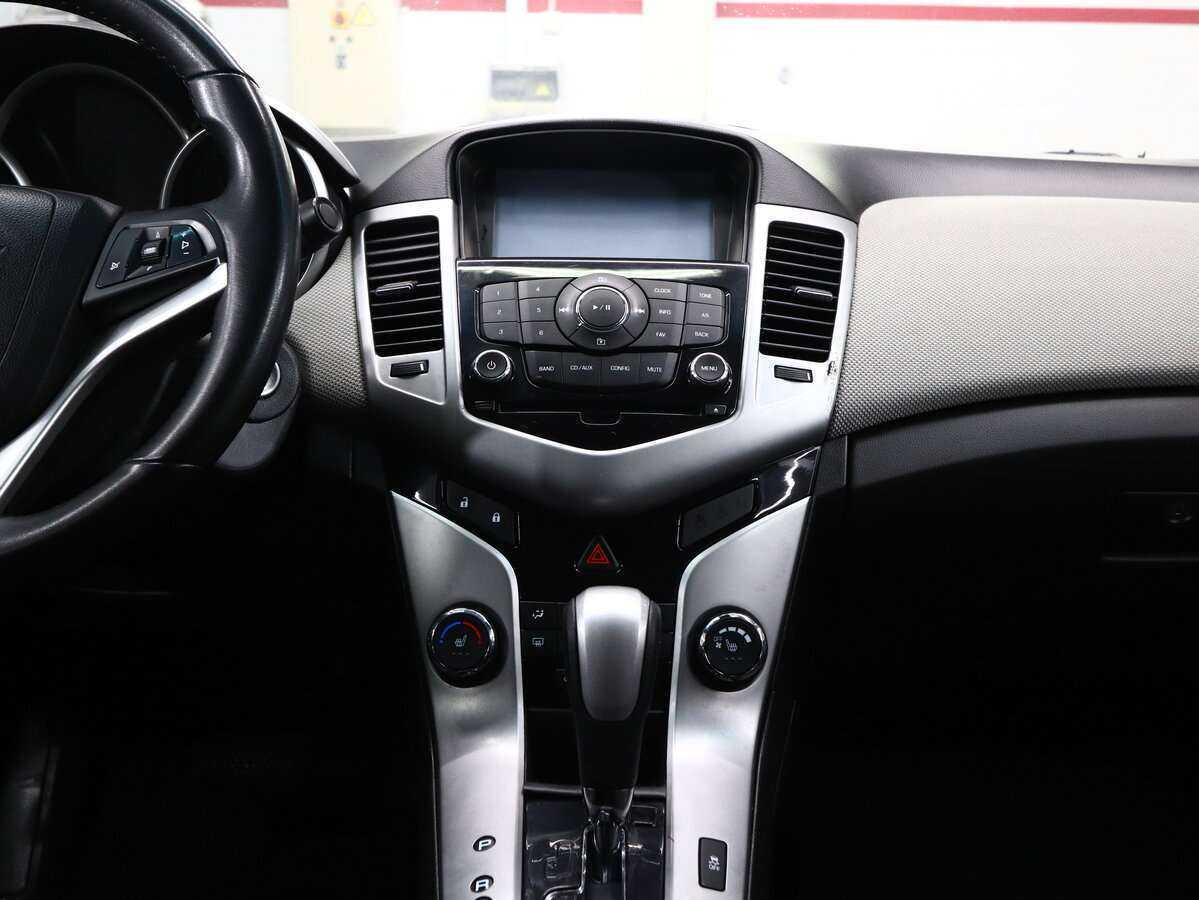 Chevrolet Cruze, 2012 - Фото №17