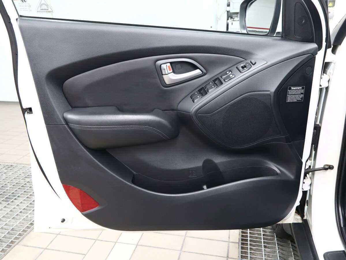 Hyundai ix35, 2012 - Фото №6