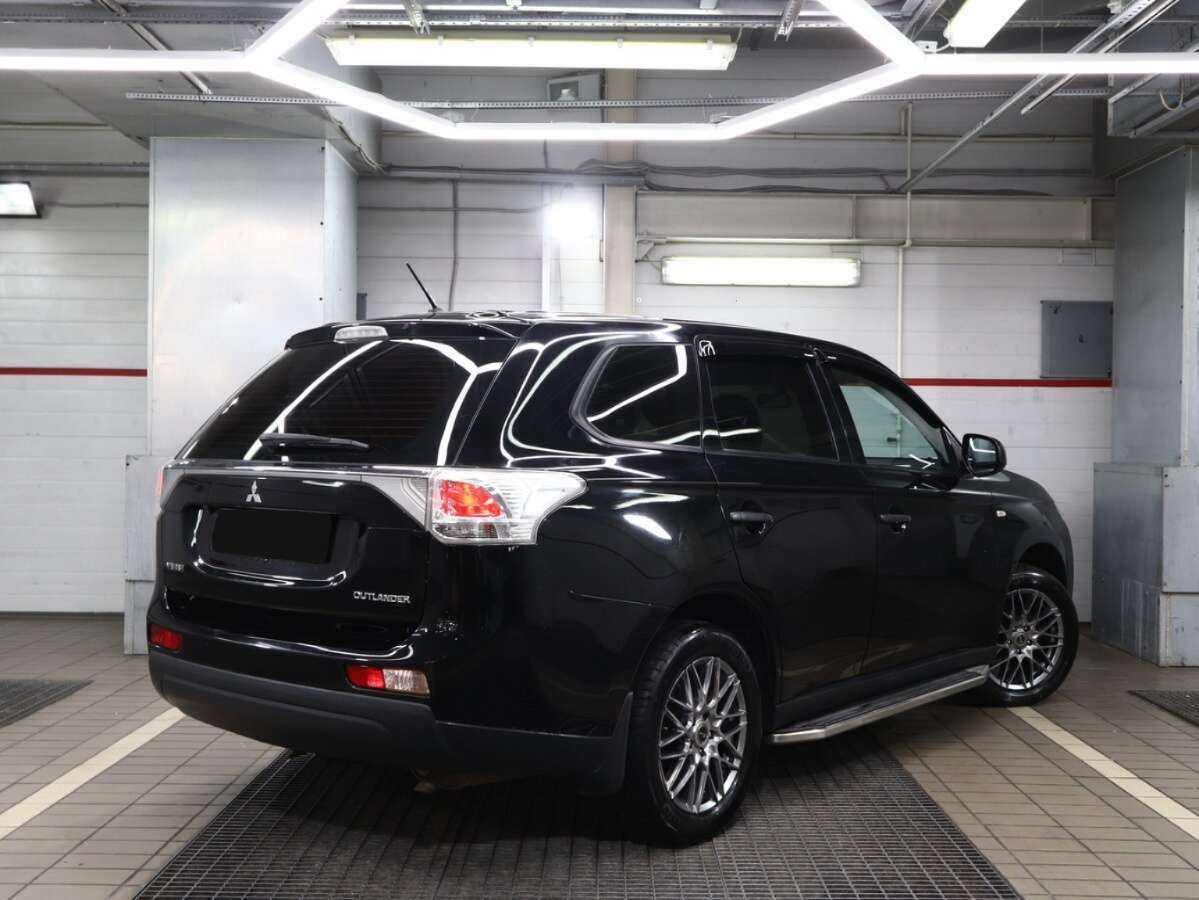 Mitsubishi Outlander, 2013 - Фото №1