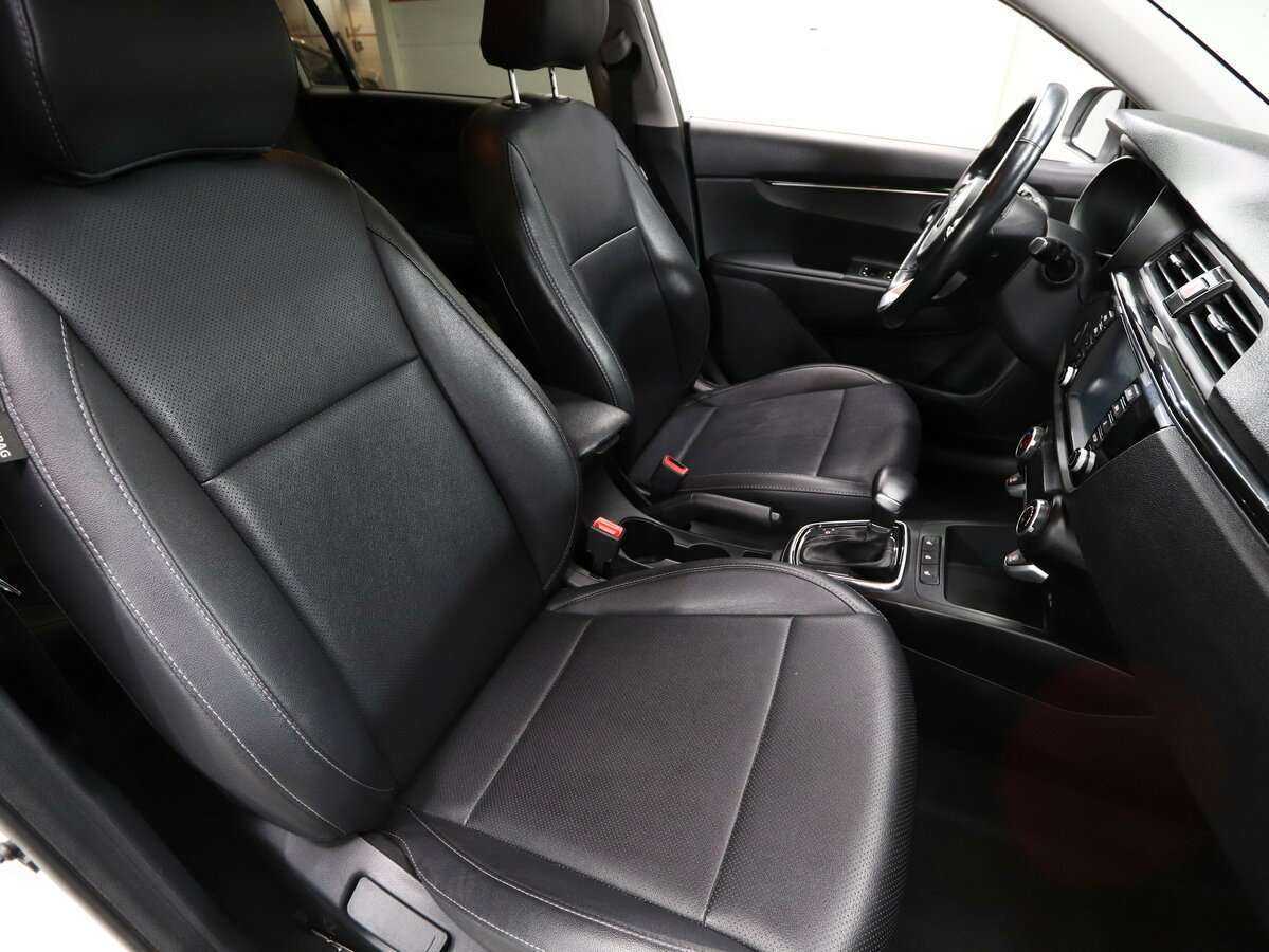 Kia Rio X-Line, 2018 - Фото №9