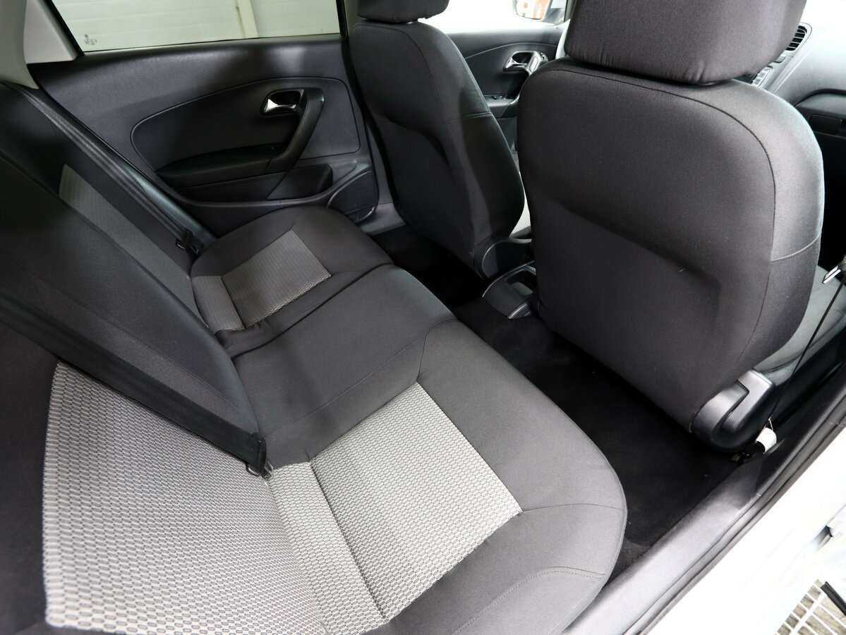 Volkswagen Polo, 2012 - Фото №12