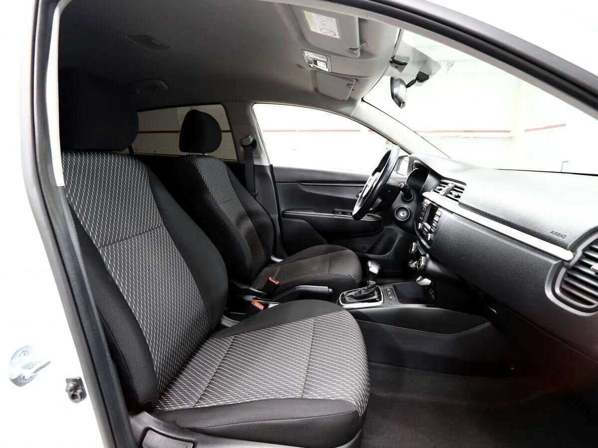 Kia Rio X-Line, 2018 - Фото №9
