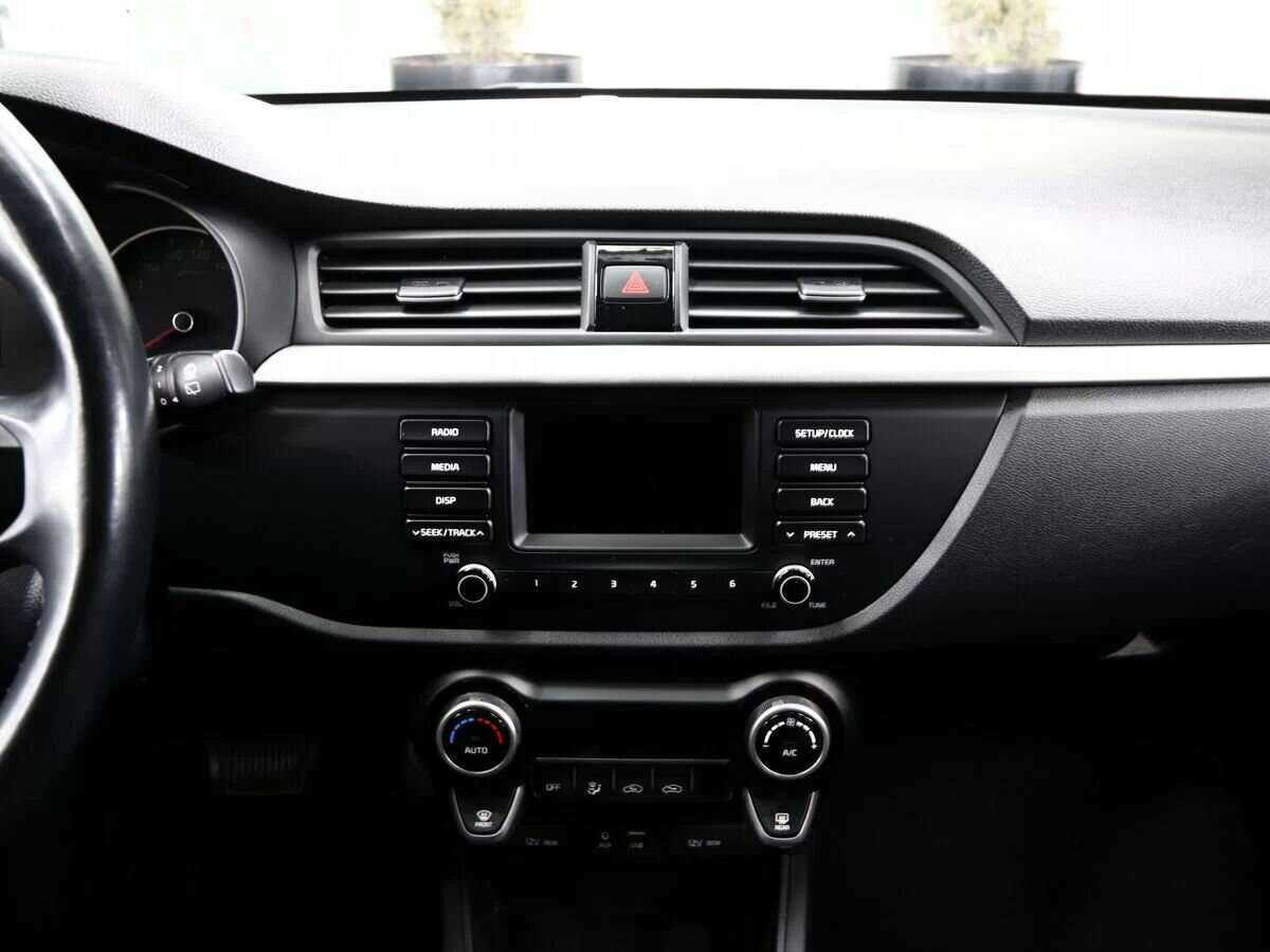 Kia Rio X-Line, 2018 - Фото №16